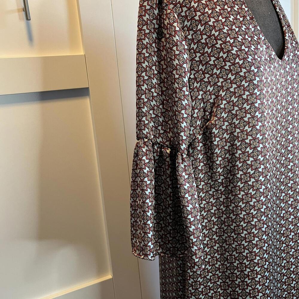 matty m Rust Patterned Dress with Bell Sleeves - Picture 5 of 9
